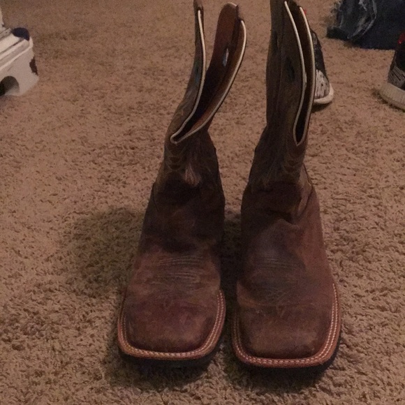 Men’s size 9 boots - Picture 1 of 4